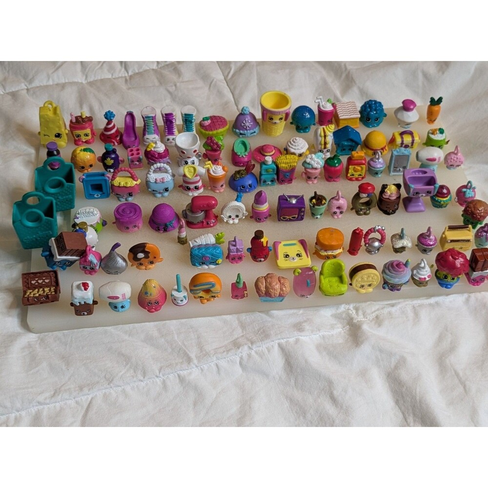 Shopkins Assorted Lot of 90+ MINIFIGURES- Some Duplicates Some Rare